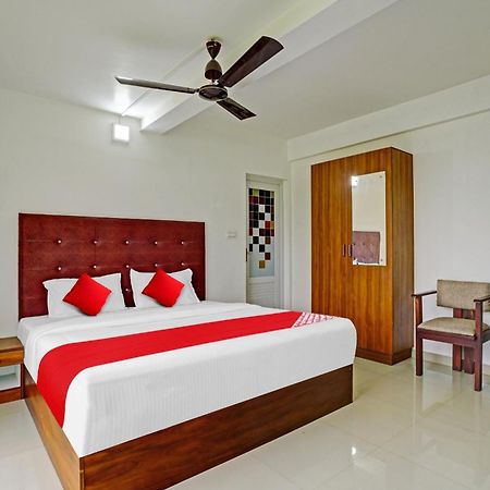 Oyo Flagship 81260 Star Lights Hotel Munnar Luaran gambar