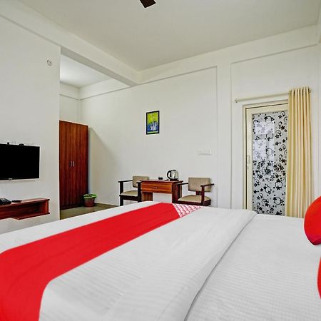 Oyo Flagship 81260 Star Lights Hotel Munnar Luaran gambar