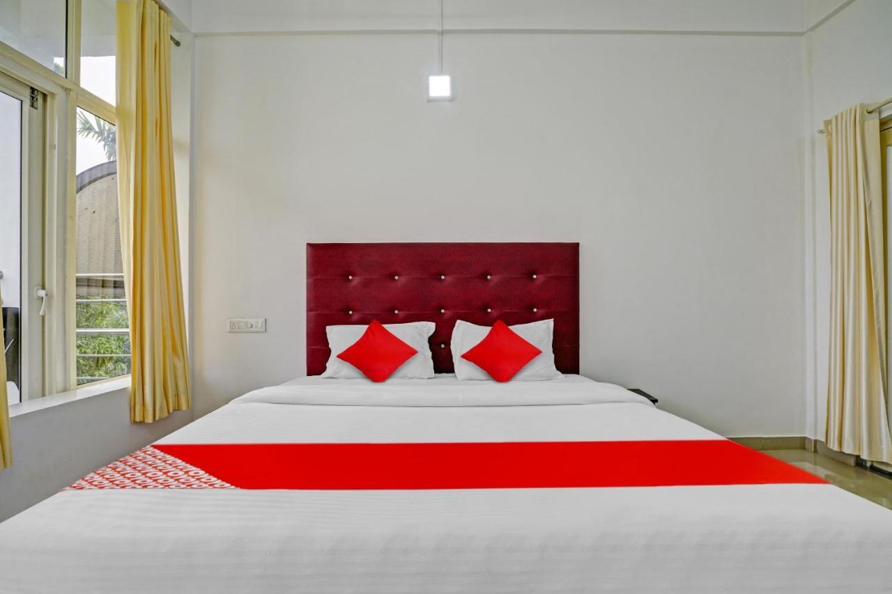 Oyo Flagship 81260 Star Lights Hotel Munnar Luaran gambar